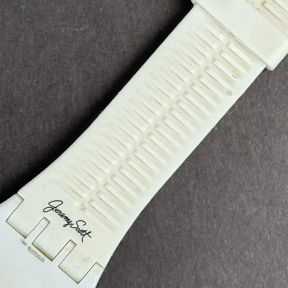 RARE Jeremy Scott Swatch Winged Watch SUOZ103 Limited Edition